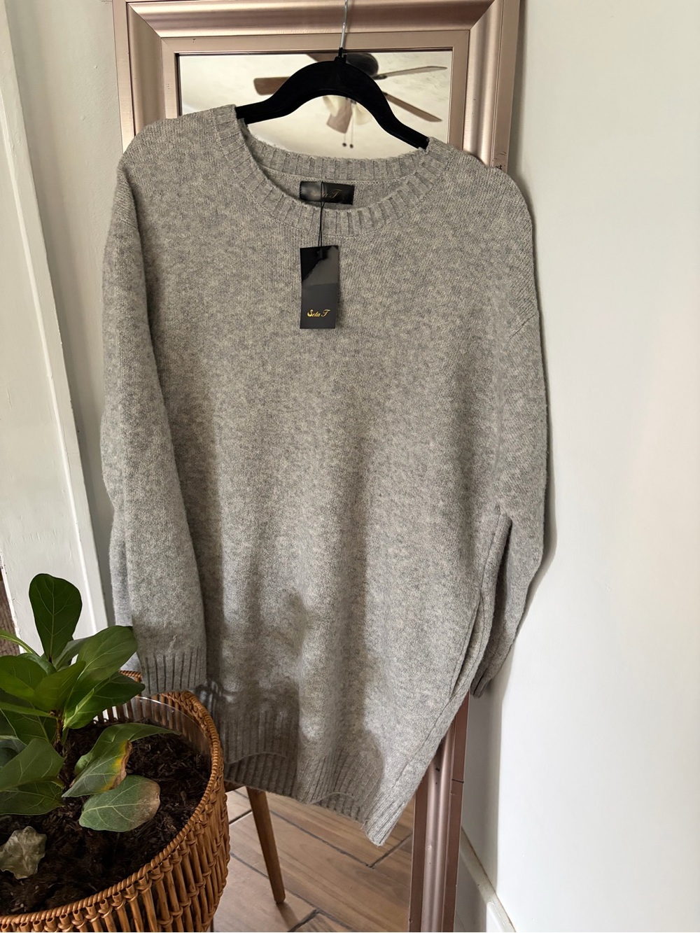 Seta T Gray Knit Tunic Sweater Size L NWT Oversized Crewneck Side Pockets